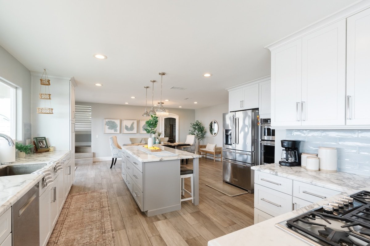 Stunning Bay Views! Luxury Outdoor Living | HotTub gallery image 4