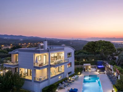 Elysium Seaview Oasis