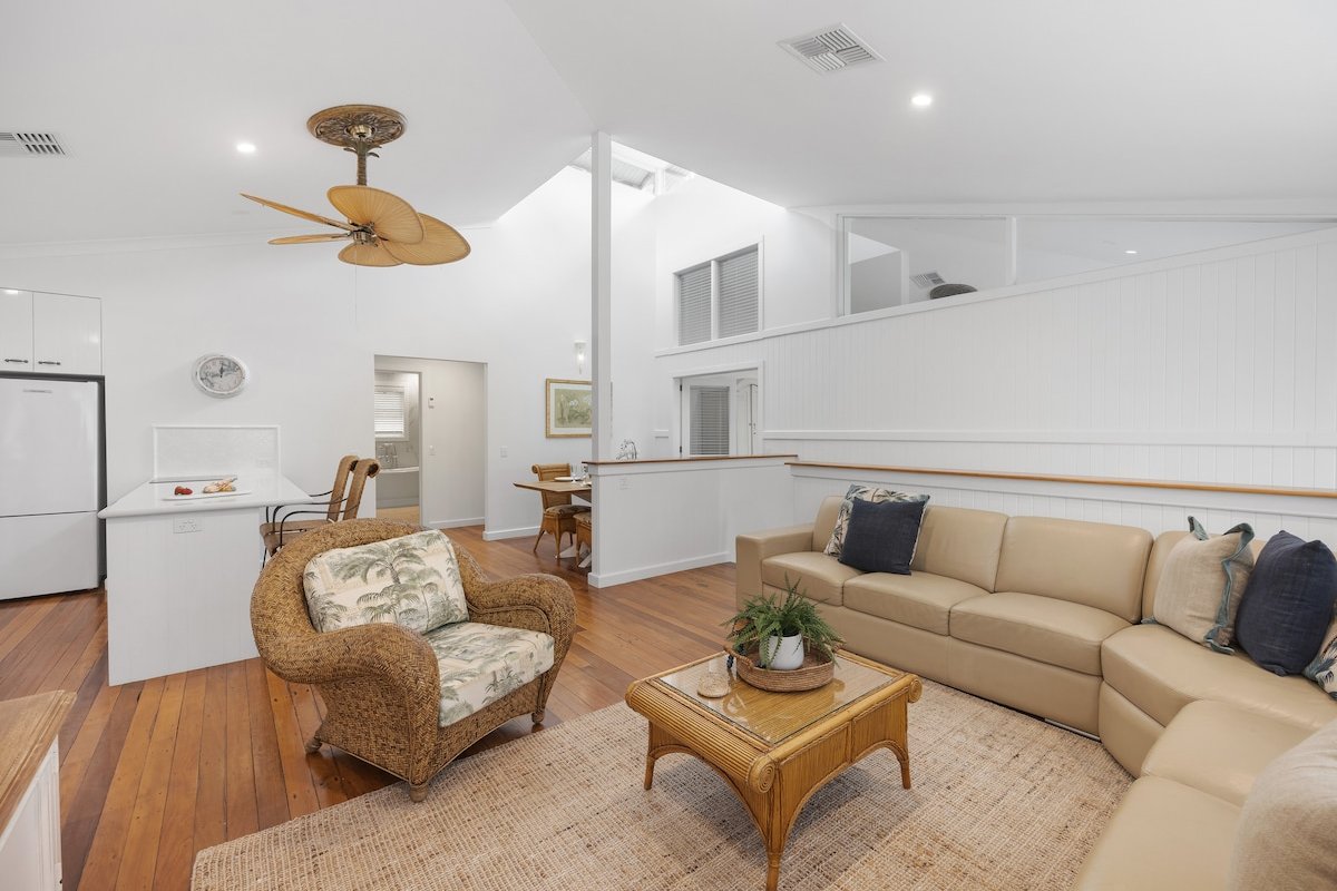 ” The Riverhouse” 3 bedroom luxury retreat gallery image 5