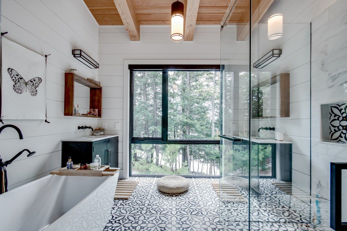 Serene Escape, Lake of Bays gallery image 5