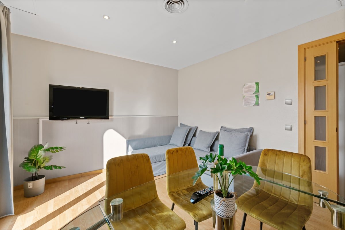 Design Apartment Sagrada Familia / Shared Terrace gallery image 3