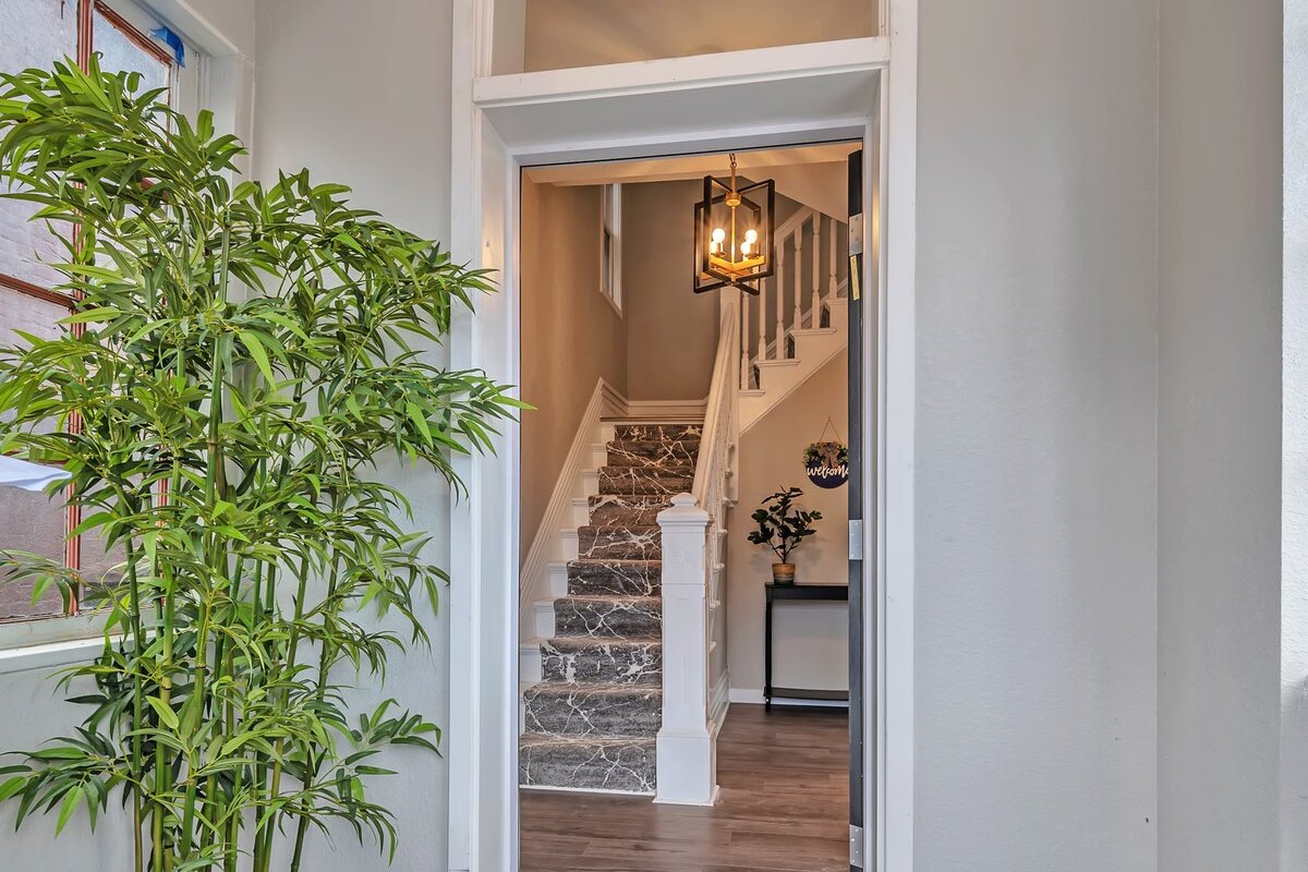 Washington Park/Downtown/Cherry Creek Home gallery image 5