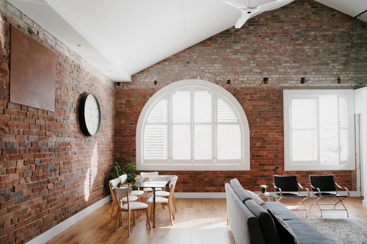 Vintage Vibe Hidden Gem Close to the Action