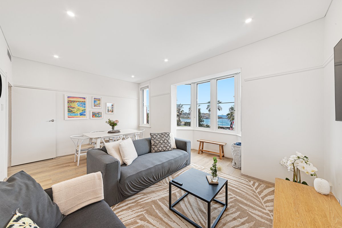 Hazel U5, Beach Front 2 Bedrooms and amazing views