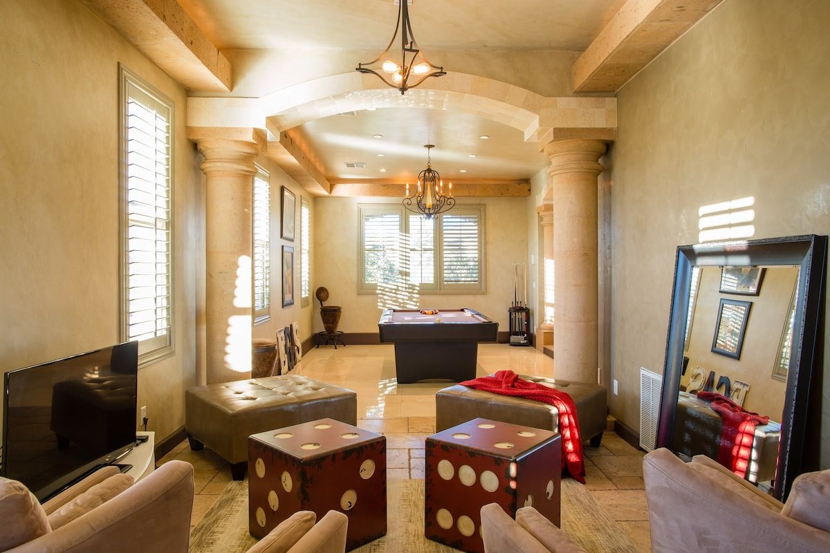 Luxury Desert Resort gallery image 3