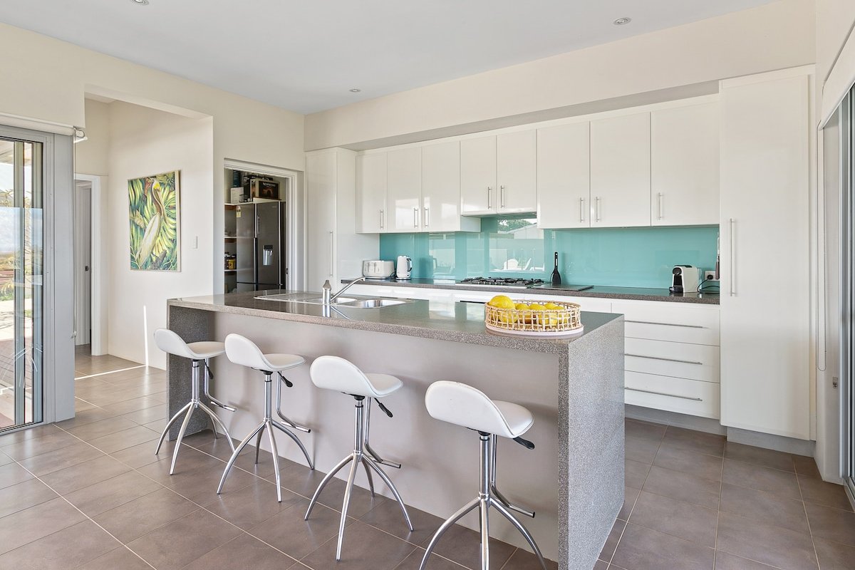 ShoreView Falcon with pool gallery image 5