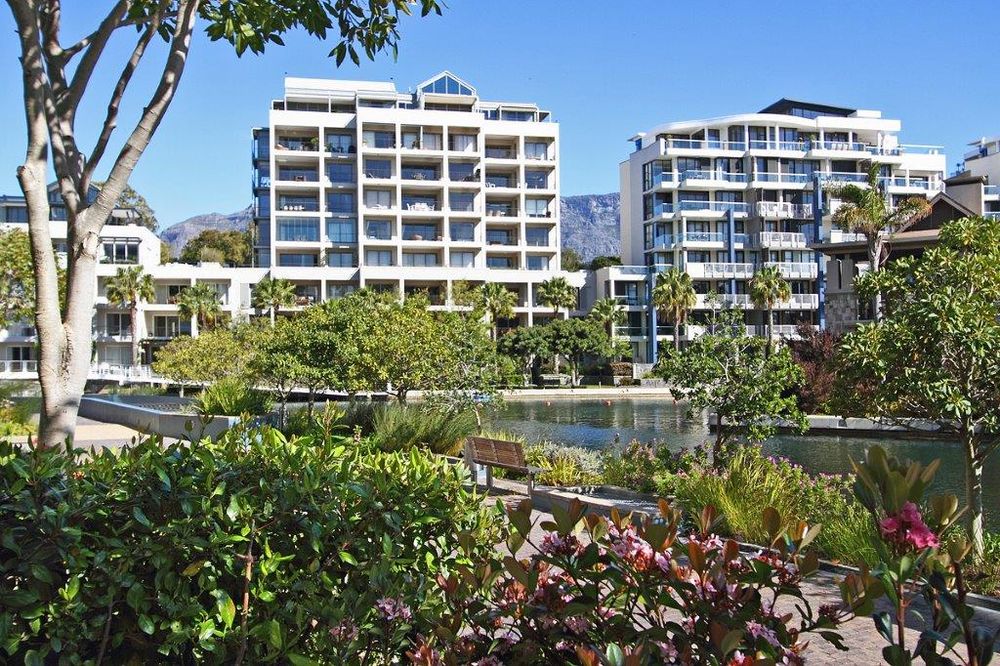 Pembroke G13 Photo 1