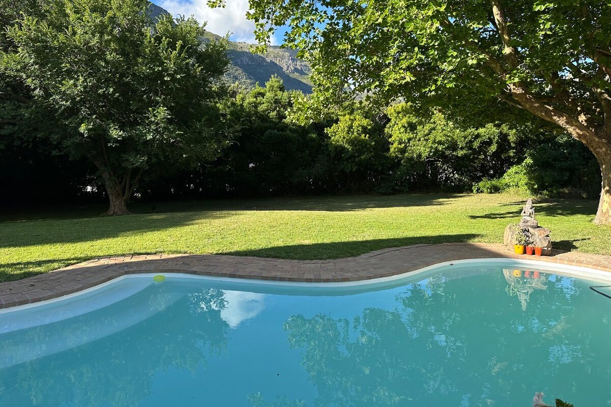 Farm Style Rustic Mansion, Hout Bay gallery image 4