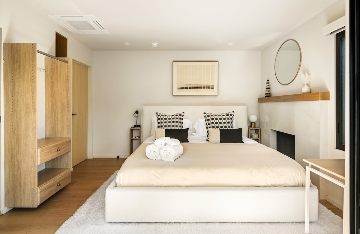 Zenice Beach Home – Sauna, Cold Plunge, Spa gallery image 5