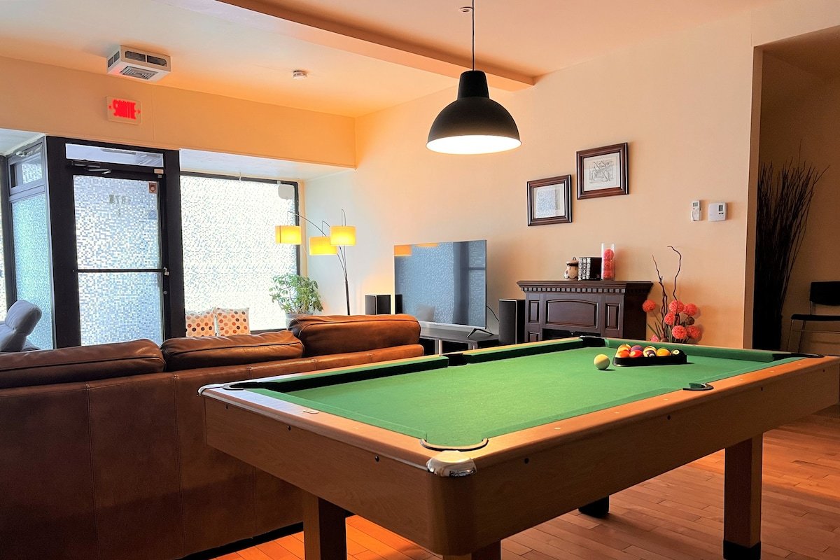 Private 3-level townhouse+Terrace+24 Beds/sofabeds gallery image 4