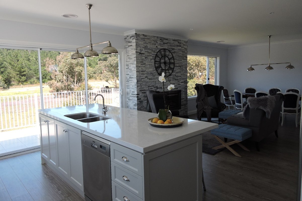 Avila, By the Bay gallery image 4