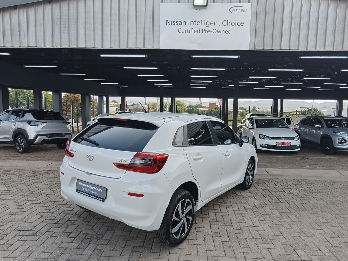 Used car gallery