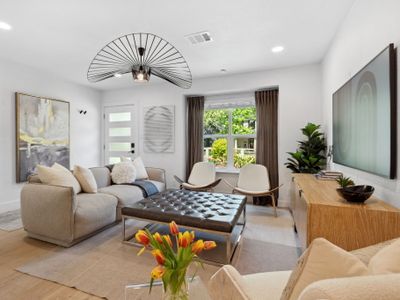 SoLux in SoCo | 4 King Suites + Close to DT