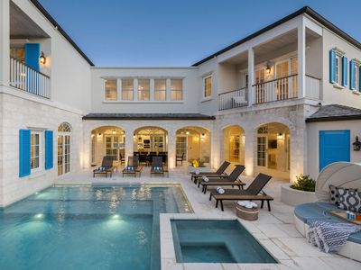 Villa Azzurra – 6 Bedroom Grace Bay Retreat