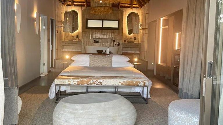 Simbavati Waterside Luxury Suites