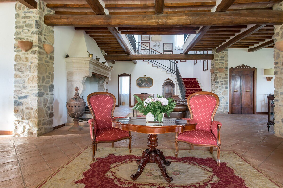 Villa Barbi: Luxury Retreat in Umbrian Vineyards gallery image 4