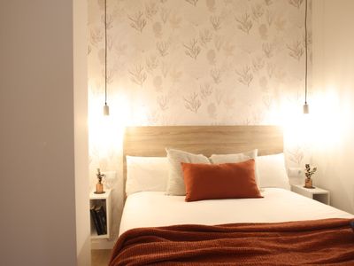 The Serreria Rooms I by Florit Flats