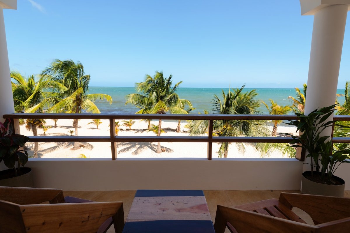 3BD 2BA Ground Floor Villa Sandy Feet Beach Resort gallery image 3