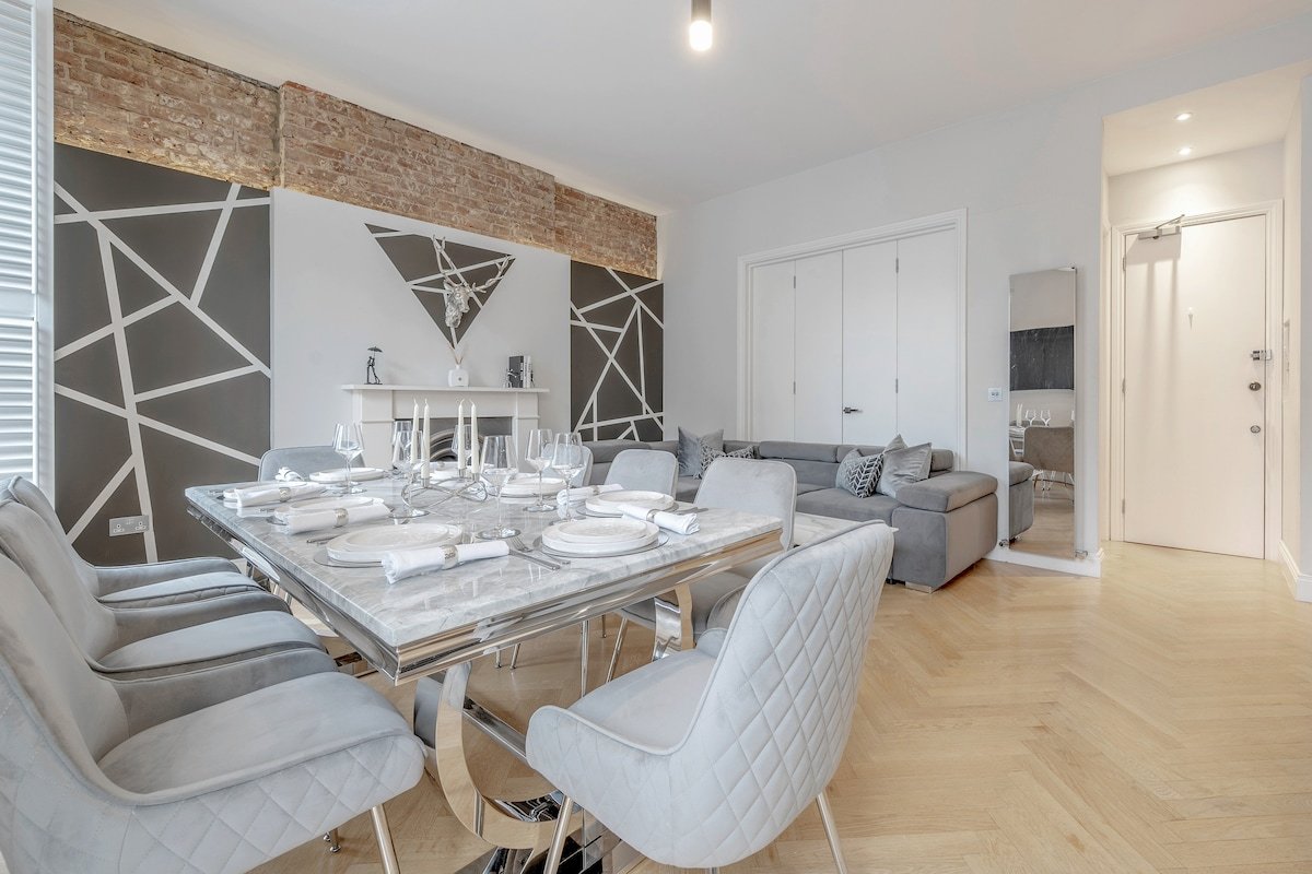 3 Bed 2 Bath by Sherlock home’s museum gallery image 3