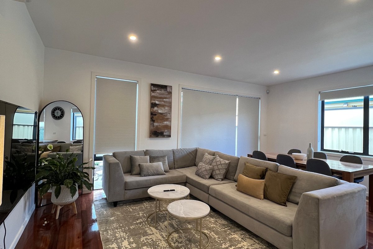 Sunshine Haven 1.0 gallery image 4