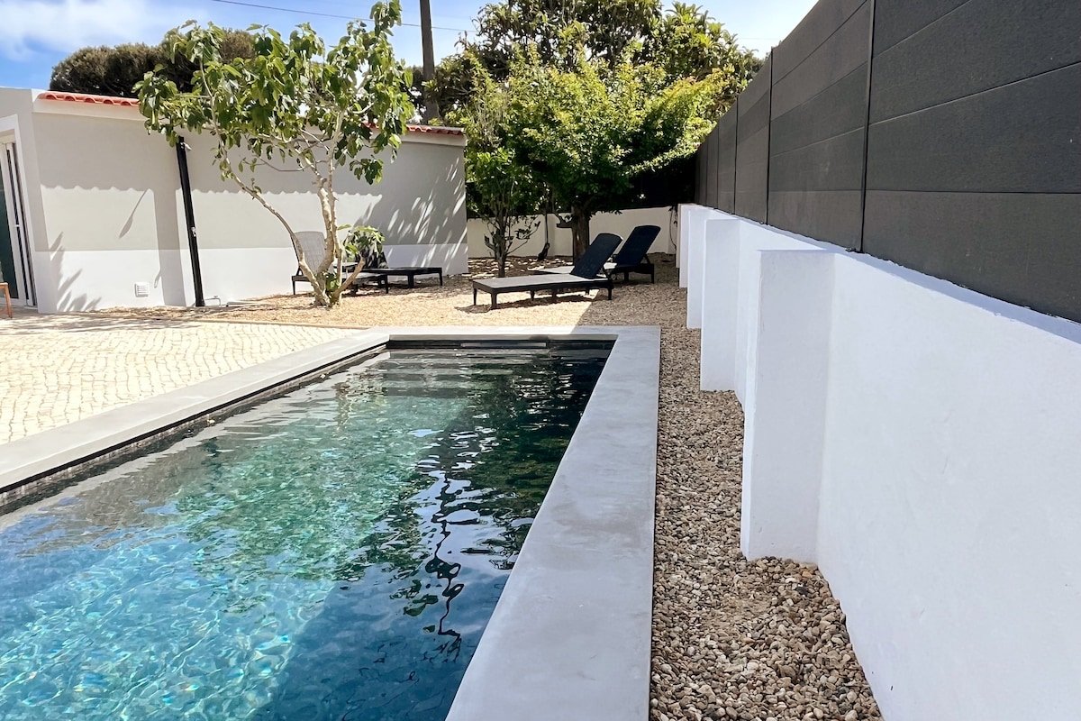 Praia Grande Home, 800m Beach, Pool, Work-Friendly gallery image 5