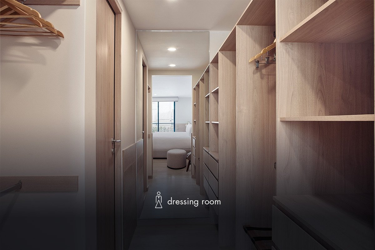 Condesa Hip Balcony Ste 2br/2ba pool & gym 4 pax gallery image 5