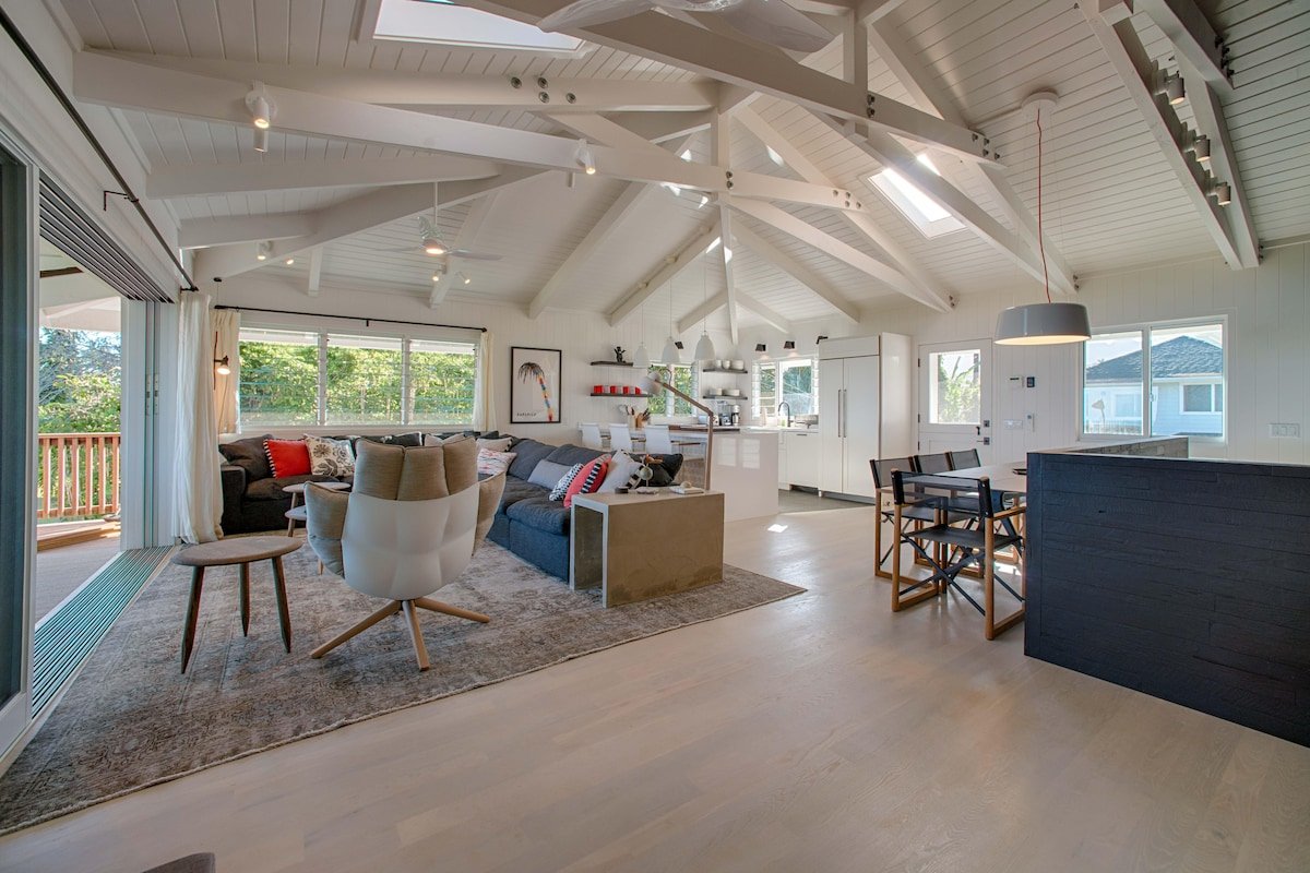 Luxury Beachfront home on Hanalei Bay with A/C gallery image 5