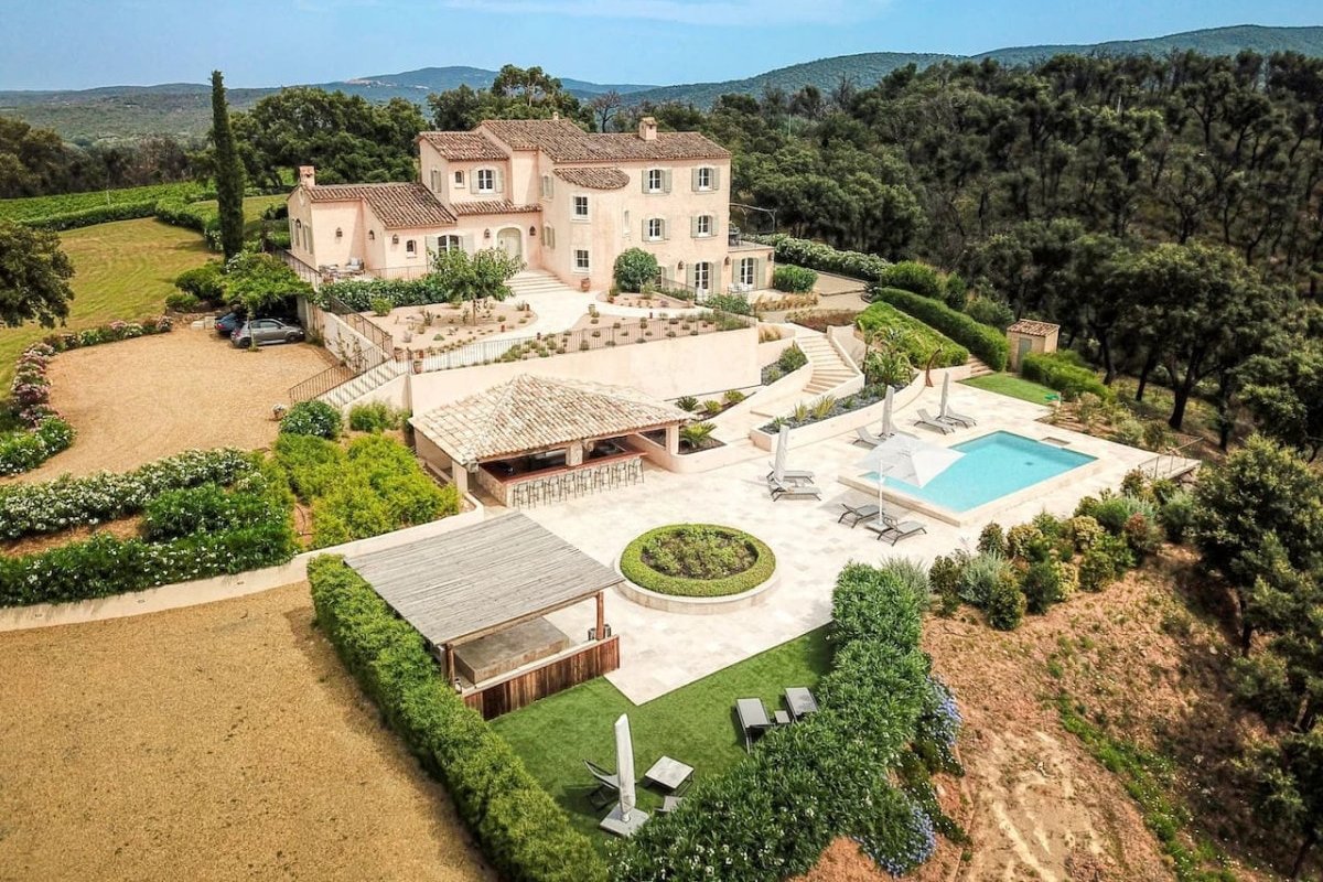 Luxurious converted farmhouse