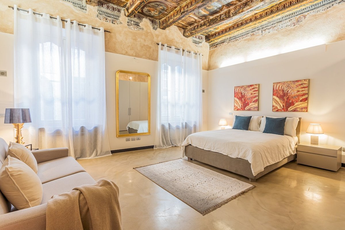 Rovelli 41 gallery image 2