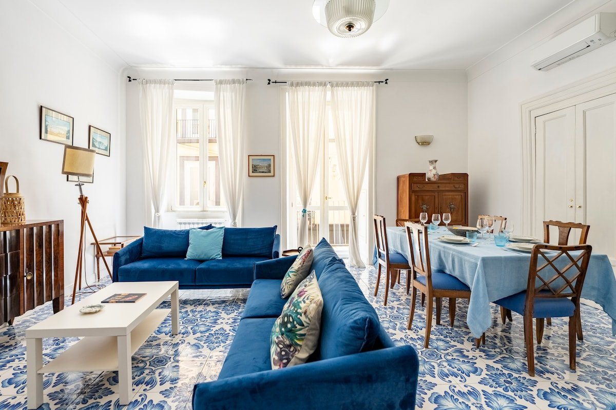 Ammore a mare, luxury apart. near the sea, Napoli gallery image 3