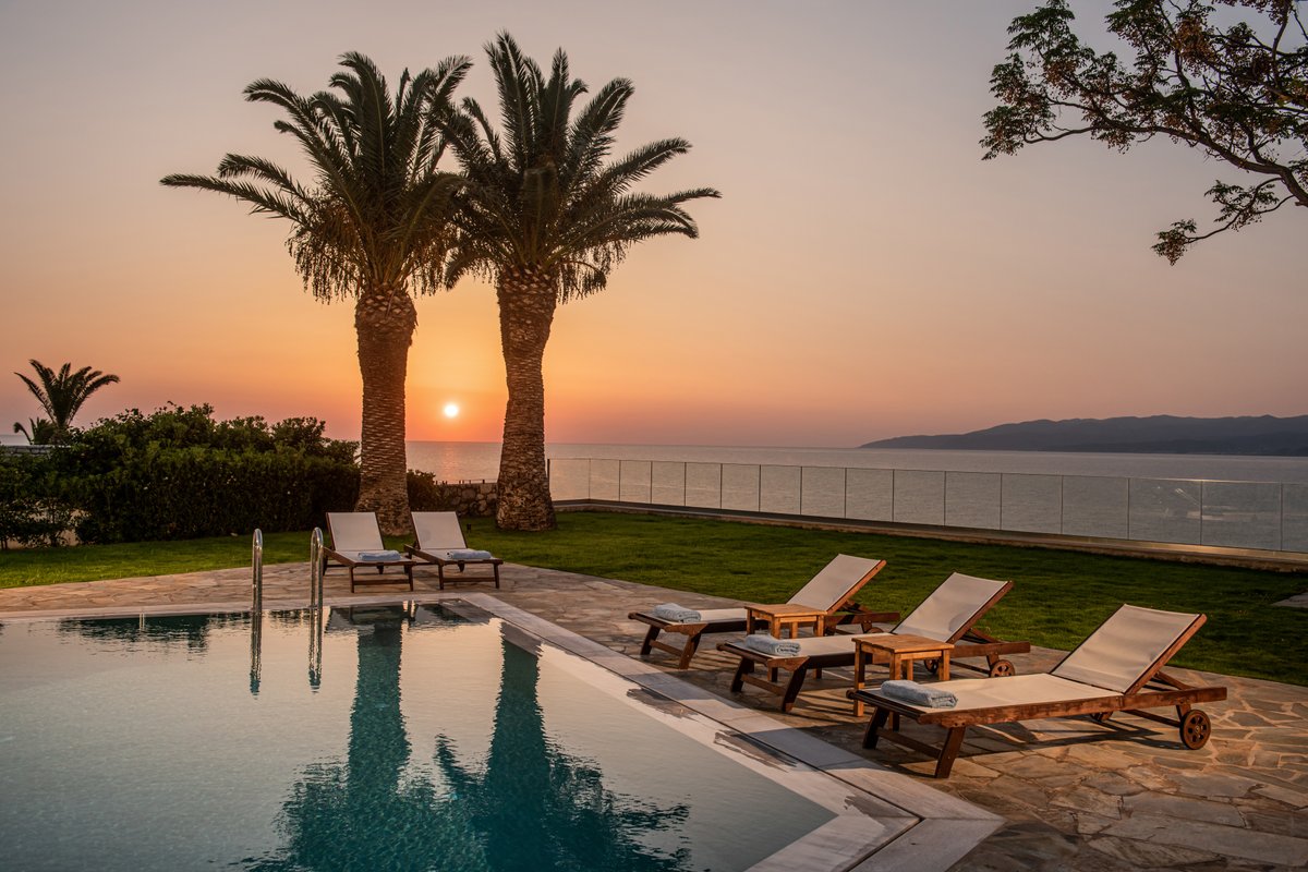 Villa Sunrise Majestic Seaview with Private Pool