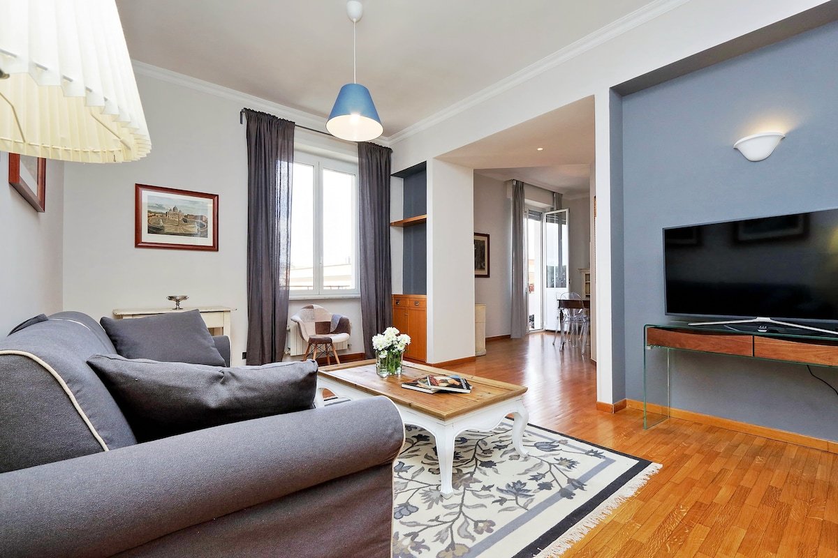 Colosseum panoramic elegant apartment for 6 gallery image 2