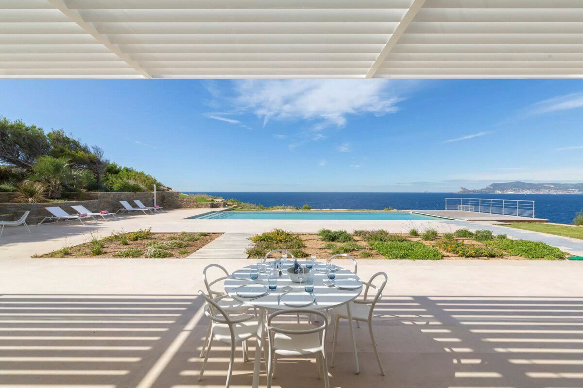 Villa Seafront gallery image 5