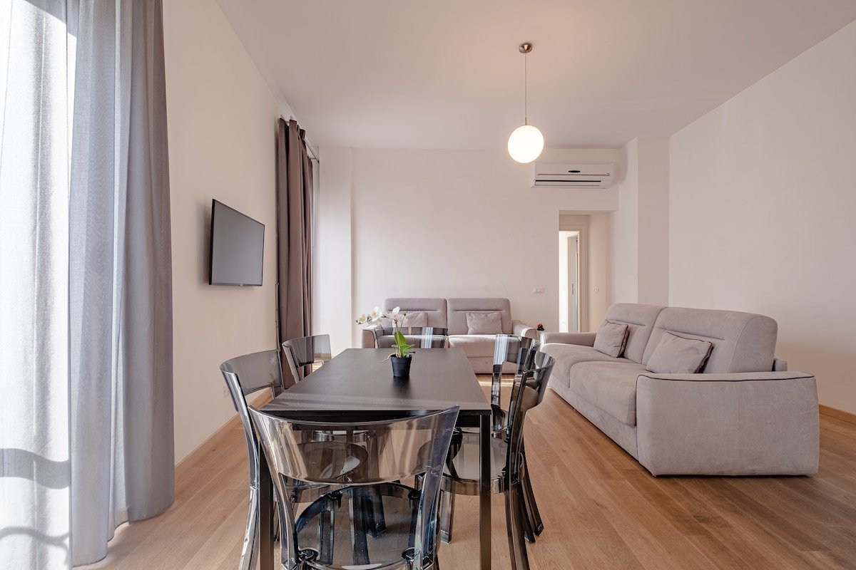 Superior Apartment gallery image 5