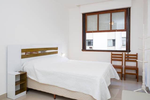 Natal e Réveillon Copacabana Vista mar 3 suítes a gallery image 5