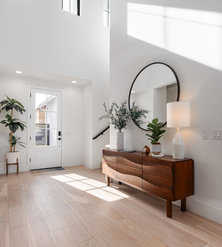 Breeze- Pool- Walk 2 Restaurants- Mins 2 Old Town! gallery image 5