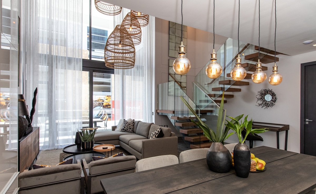 Upmarket Duplex Unit in the Heart of Sea Point (1) gallery image 4