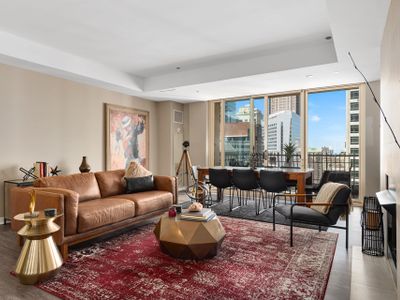 High-end Luxury Units + Iconic Views for Groups