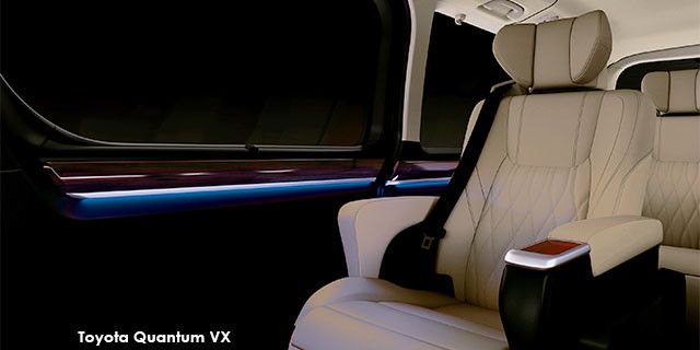 TOYOTA QUANTUM 2.8 VX 9 SEAT - 14 