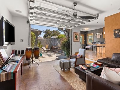 Bright & Peaceful Zen Oasis – West LA/Santa Monica