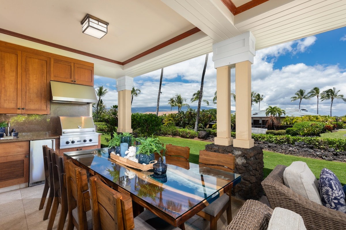 PiH Blue Sunset ~ Steps to Beach – Hilton passes gallery image 5