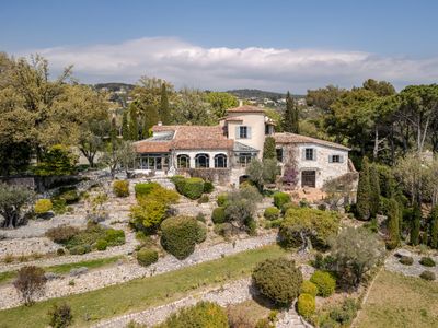 Splendid 11-bedroom property in Mougins