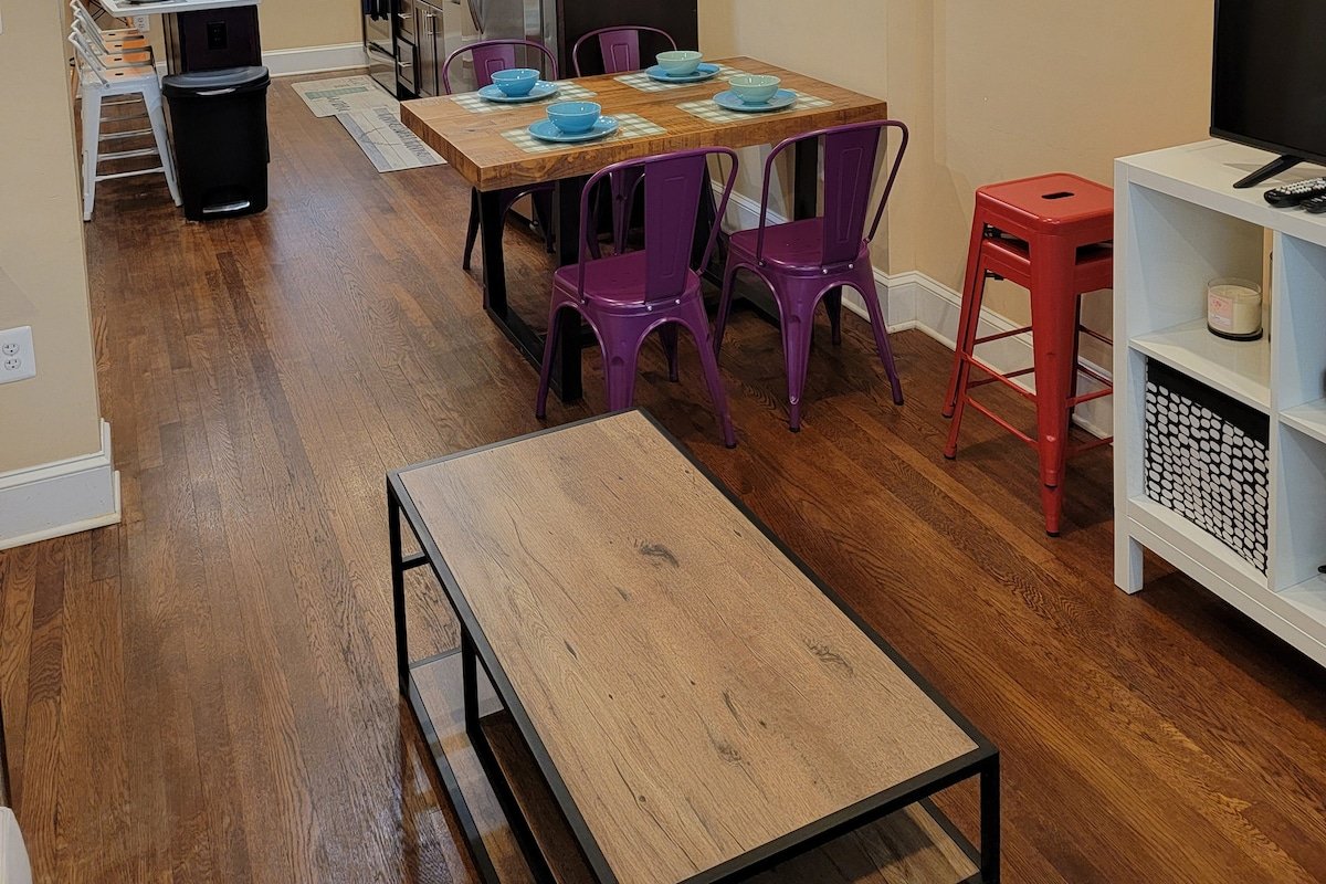 Luxurious, ideal for large groups + free parking gallery image 5