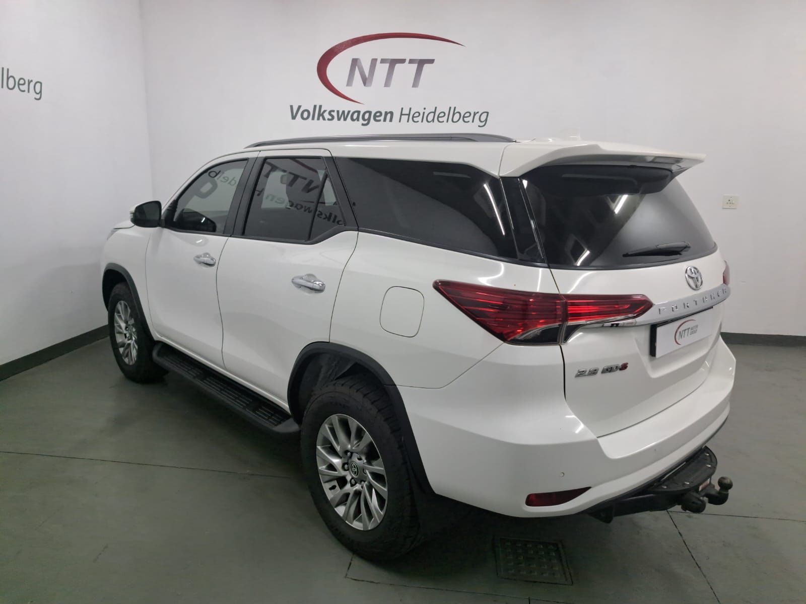 Used car gallery