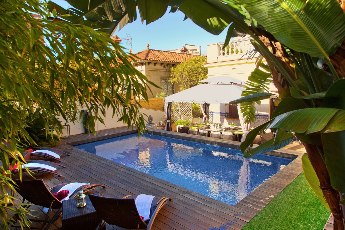 Villa Victoria Barcelona – Luxury Private Oasis
