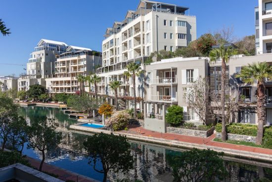 Photo 2 of Penrith 204 accommodation in V&A Waterfront, Cape Town with 3 bedrooms and 3 bathrooms