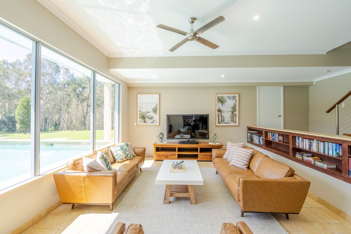 Serenity, Sprawling Home Surrounded By Acreage gallery image 3