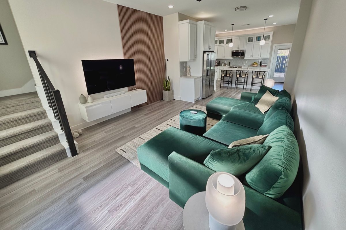 Modern 4BR House Near Downtown & Bishop Arts