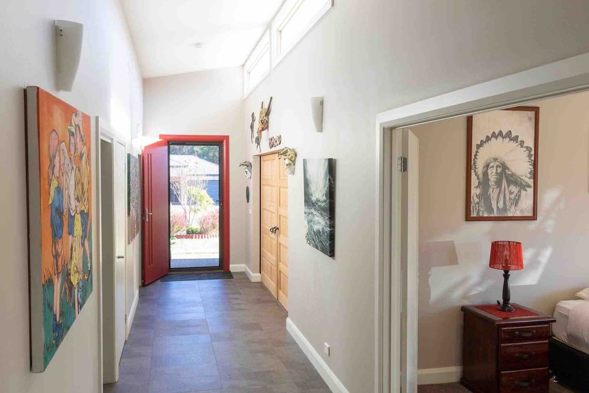 OZONE BEACH HOUSE gallery image 5