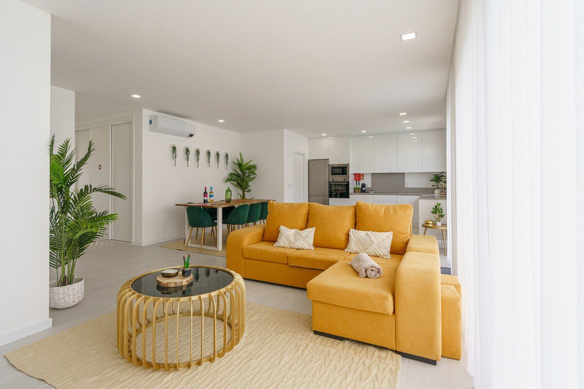 Villa Tropical with jacuzzi and private pool gallery image 5